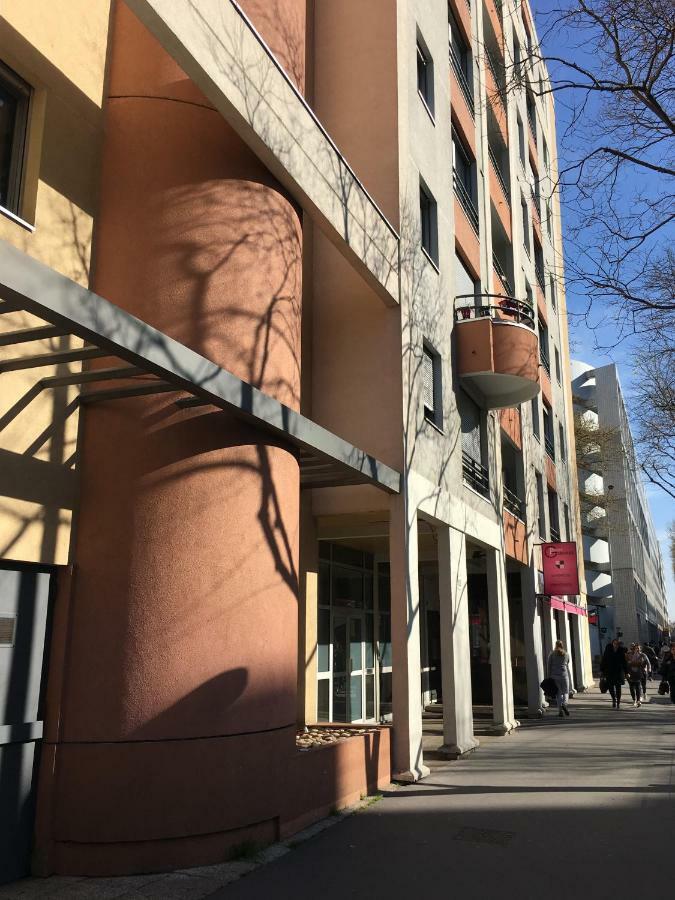 里昂在家公寓式酒店 外观 照片